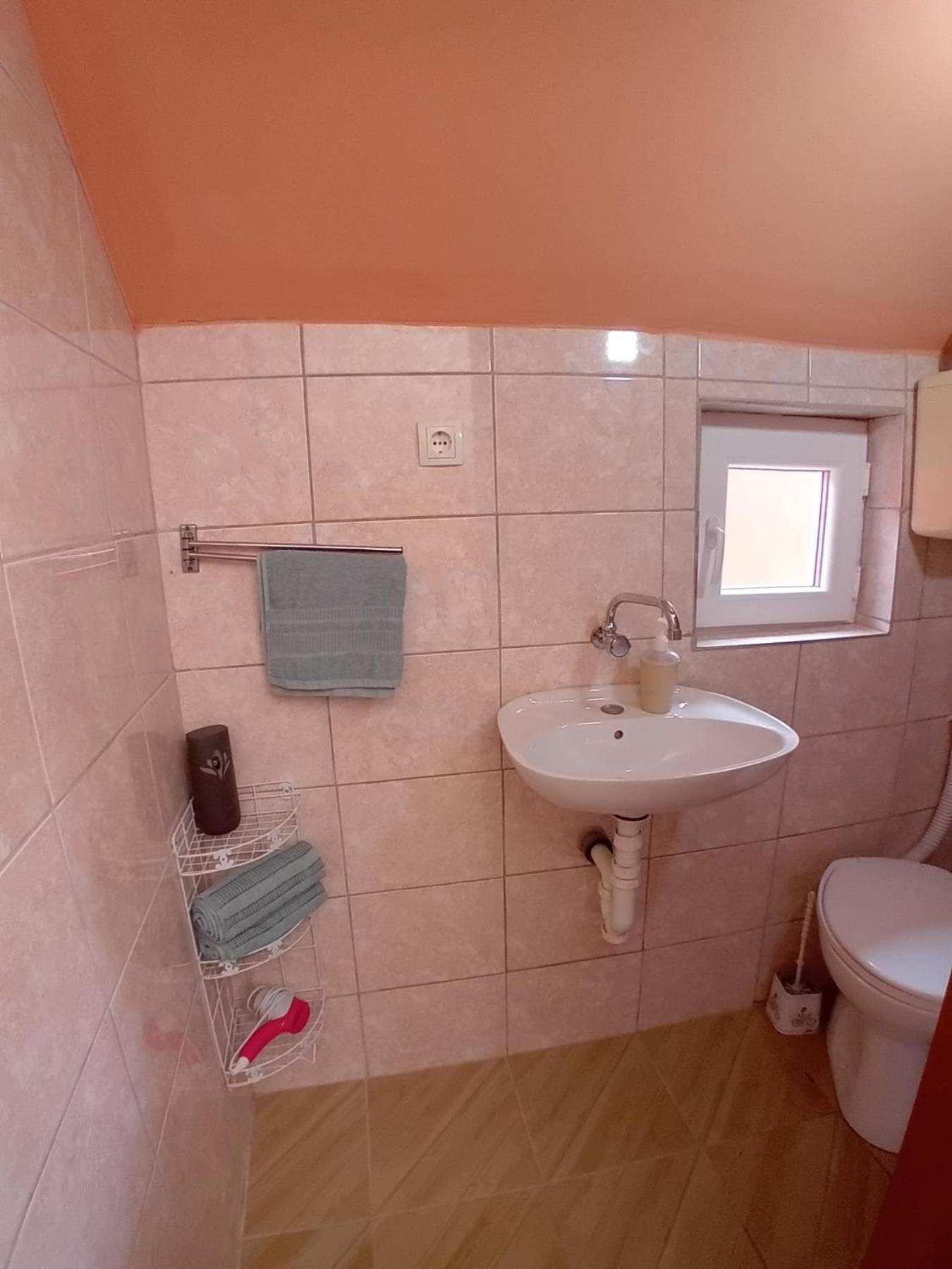 Red Apartman 2 Trebinje Buitenkant foto