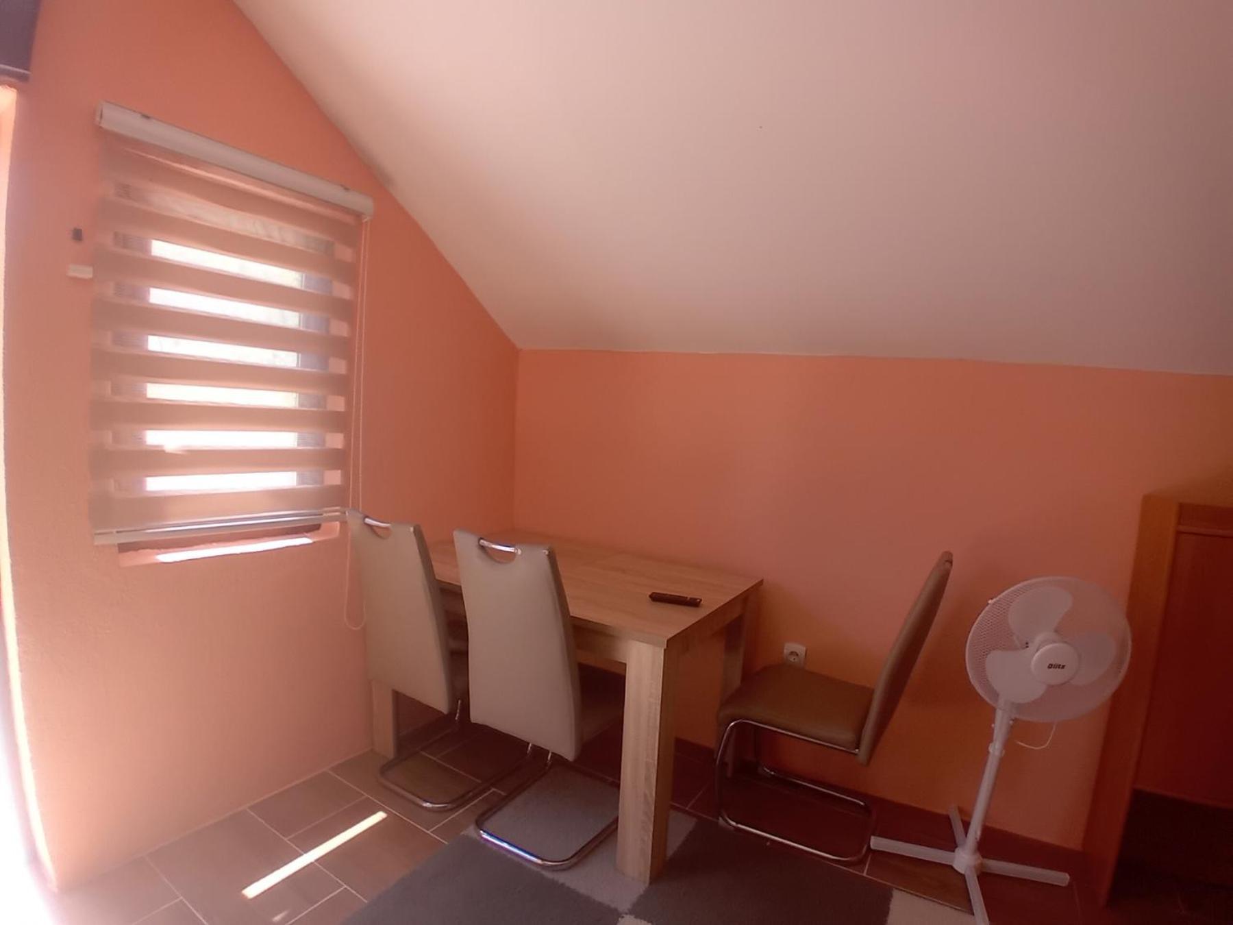 Red Apartman 2 Trebinje Buitenkant foto